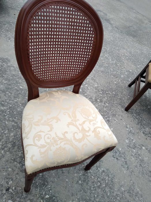 Komplet 4 krzeseł krzesła drewniane tapicerowane eleganckie FV DOWÓZ