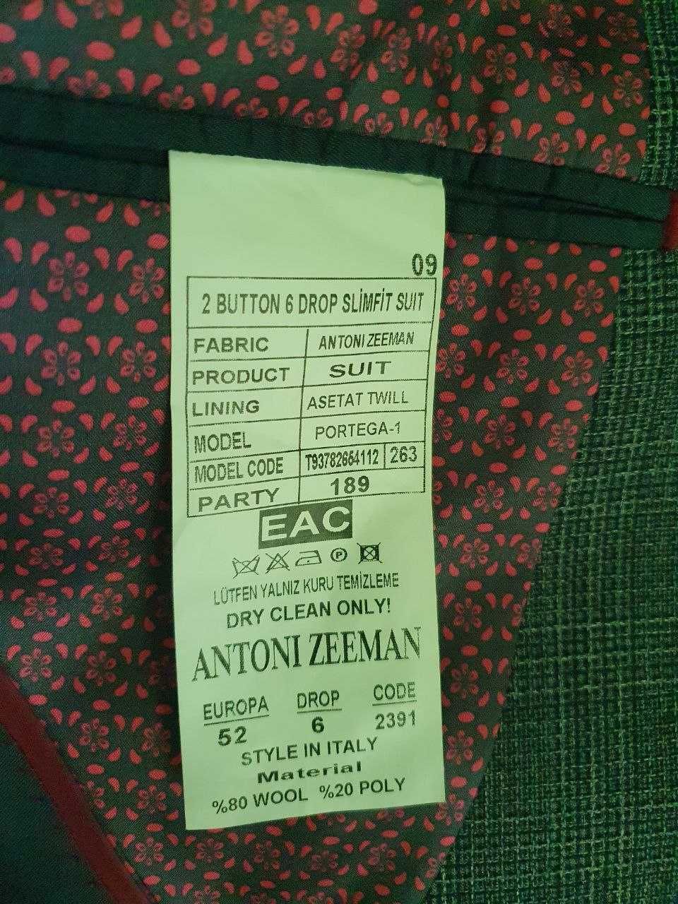 Класичний чоловічий костюм Antoni Zeeman