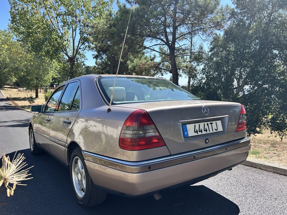 Mercedes-Benz C220D Elegance