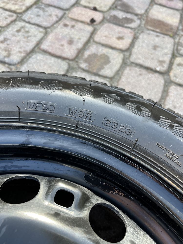 Opony zimowe Firestone Winterhawk 4 185/60 R15 + felgi 5x100 jak nowe