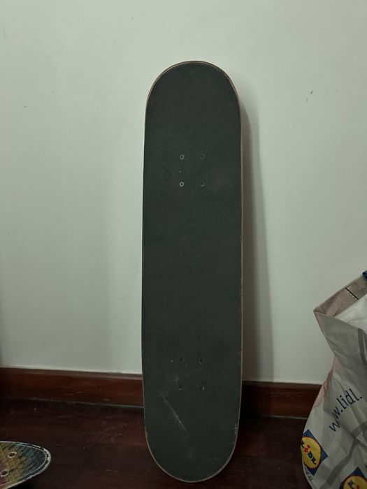 1 skate + 1 penny board para usar ou decorar