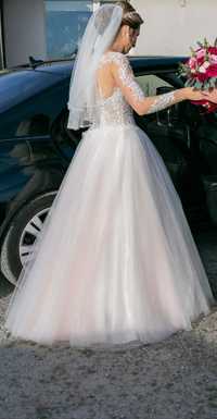 Piękna suknia ślubna ALISA
