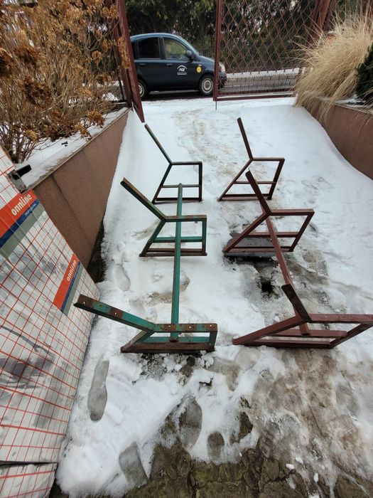 Ławka ogrodowa - nogi / stelaż .