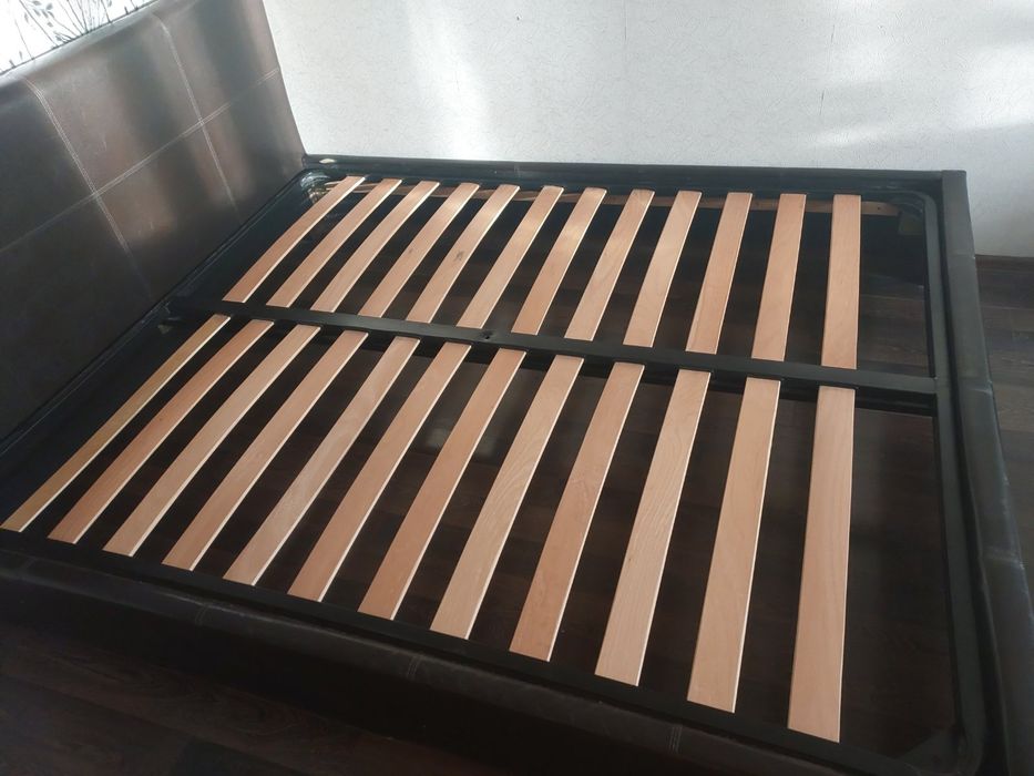 Продам ліжко кровать