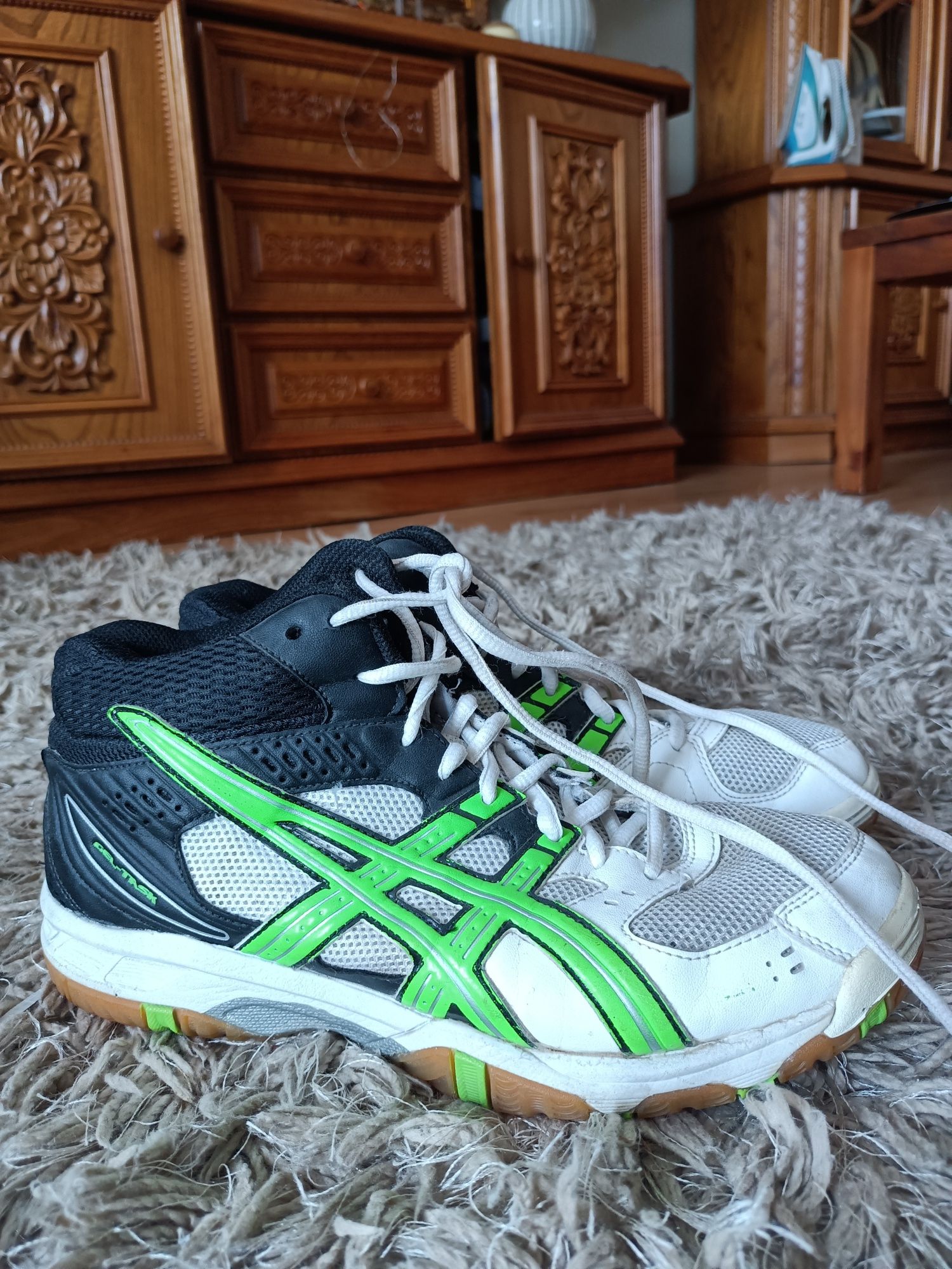 Asics gel buty halowe rozmiar 39