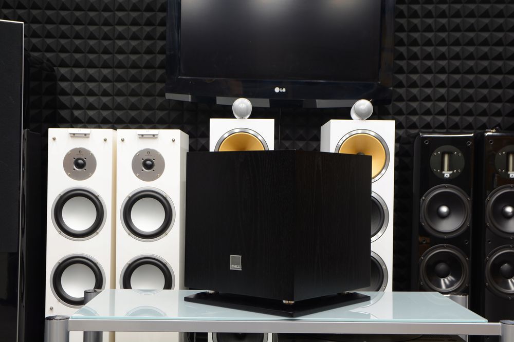 subwoofer aktywny Dali Mentor SUB + pilot, do kina domowego i muzyki