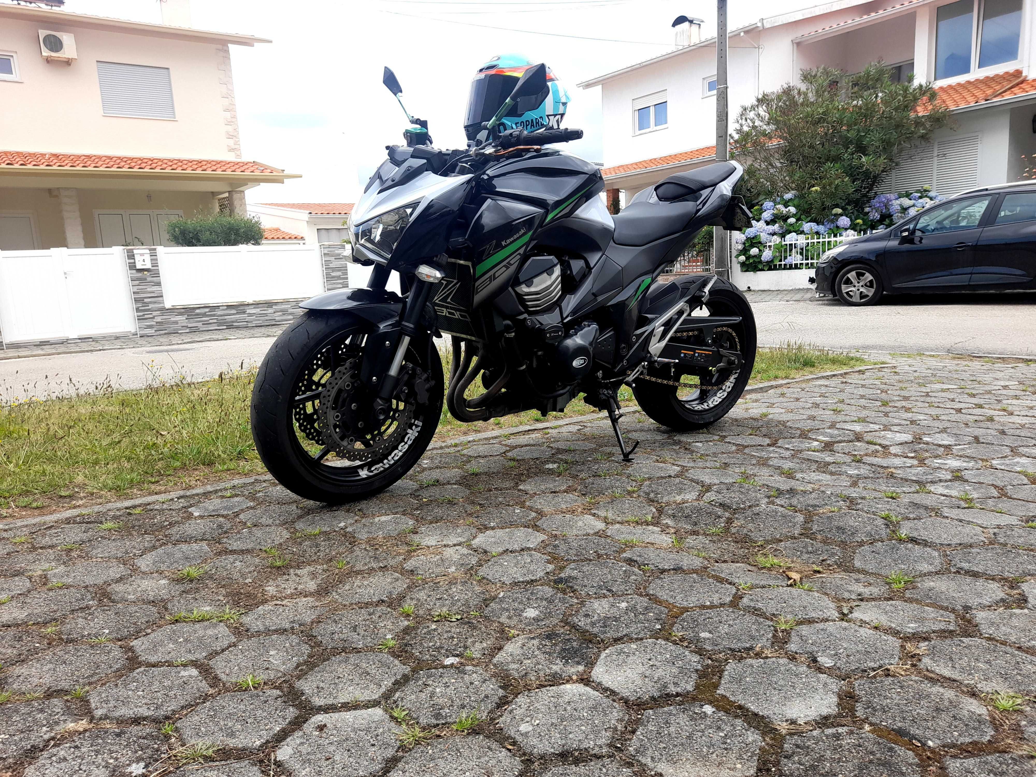 Kawasaki z800 naked