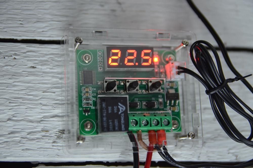 Mata grzewcza z termostatem cyfrowym 10W dużej mocy! 8x14cm