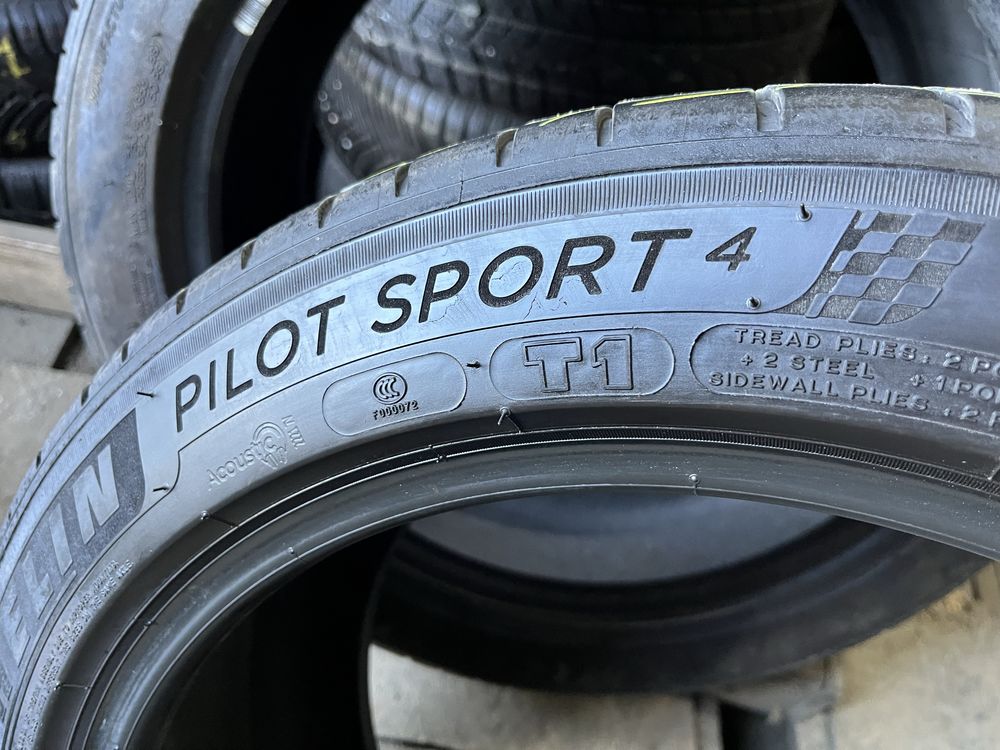 235 45 R18 Michelin pilot sport 4