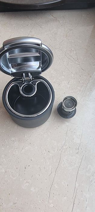 Audi пепельниця нова, не використовувалась