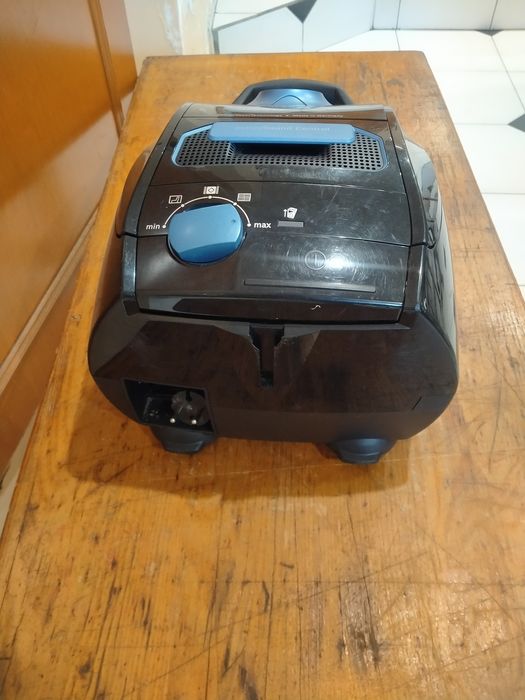 Пылесос Siemens Q5 VSQ5X1230/10