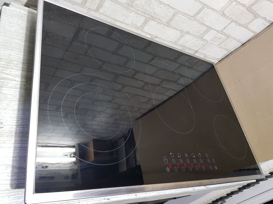 Варильна поверхння/варочная поверхность PKM EB-C5-3KBTC б/у