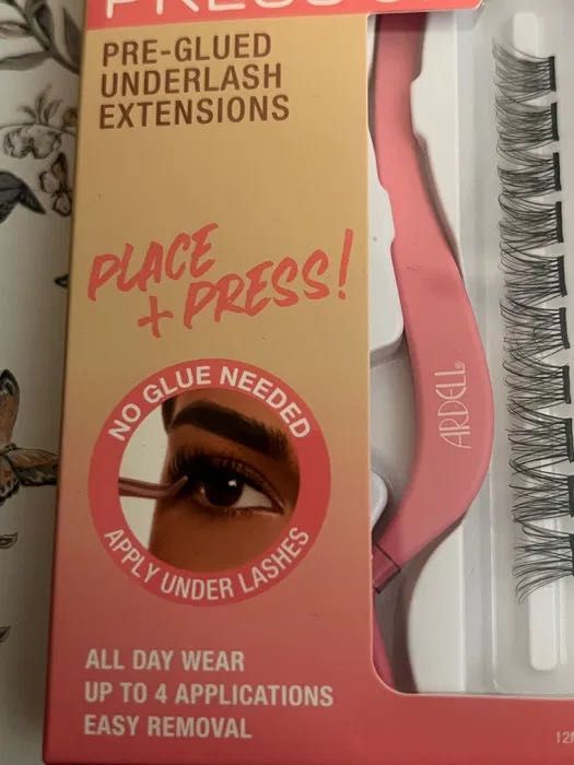 Sztuczne rzęsy samoprzylepne Ardell Naked Press On
