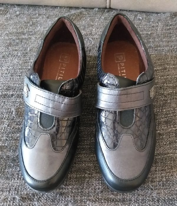 Sapatos como novos, 37