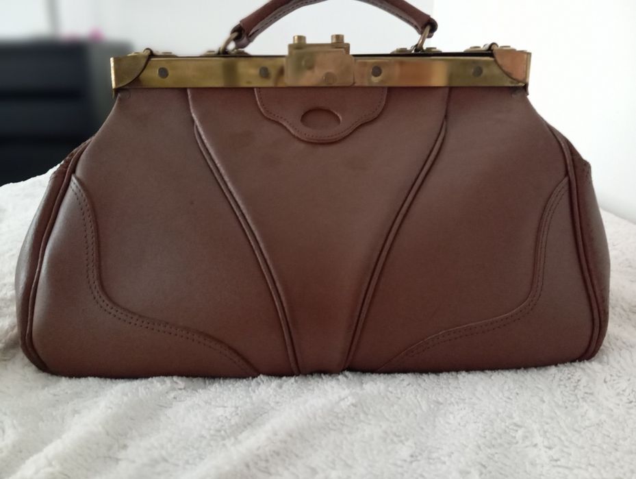 Torebka, stary kuferek, torba lekarska