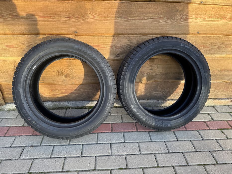 Opony zimowe GoodRide 215/55 R18