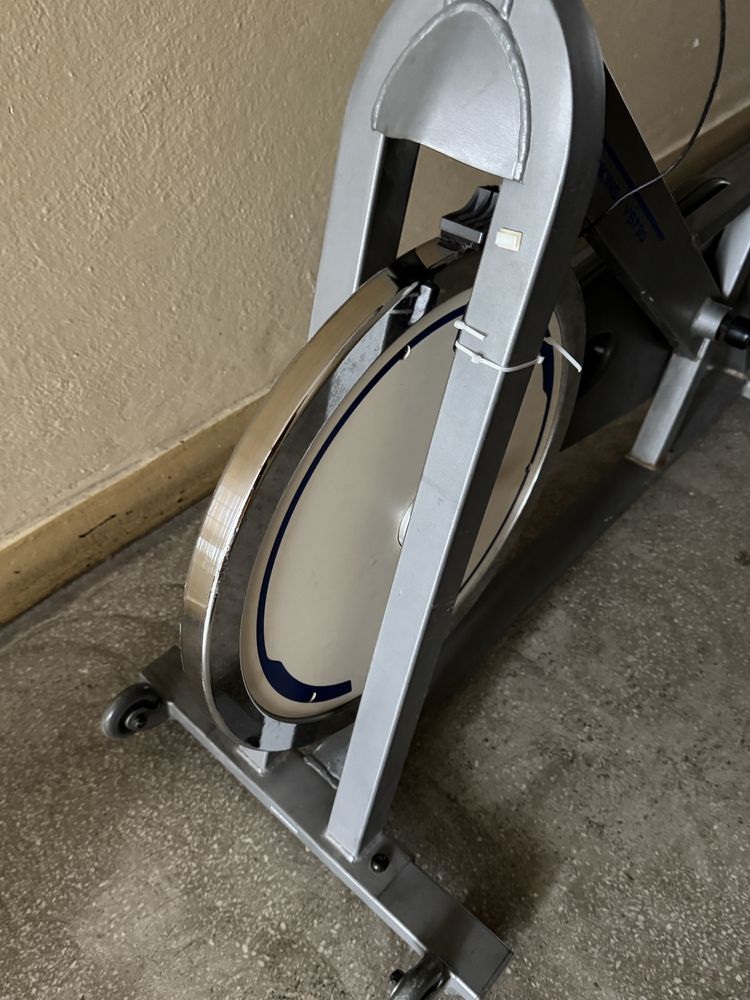 Rower stacjonarny spinningowy Domyos VS 730 decathlon rowerek
