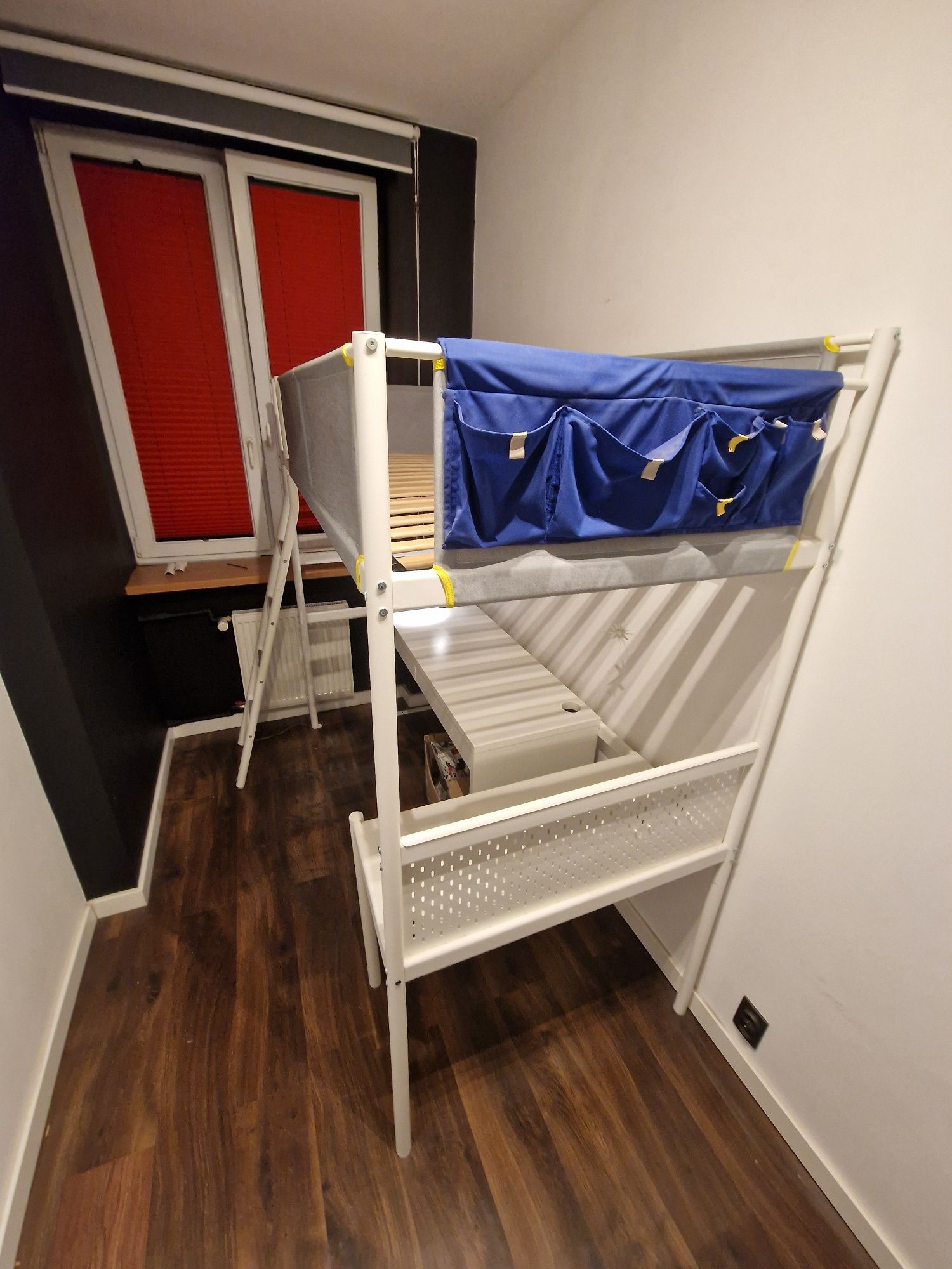 Łóżko piętrowe Ikea VITVAL 97 x 207 cm + materac + biurko