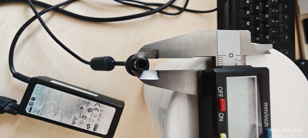 Adapter (zasilcz, ładowarka) do Acer, Lenovo, HP 19V; 4,74A; 90W