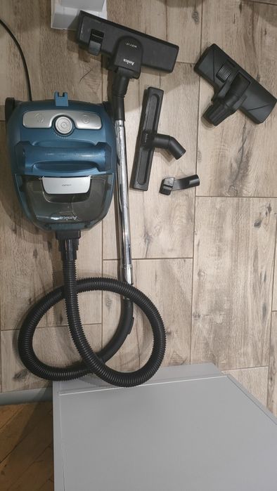 Odkurzacz Amica bagio VM 3021