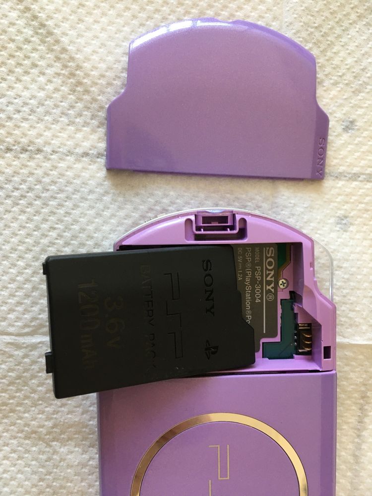 Sony PSP-3004 Versão Limitada Desbloqueada e Nova