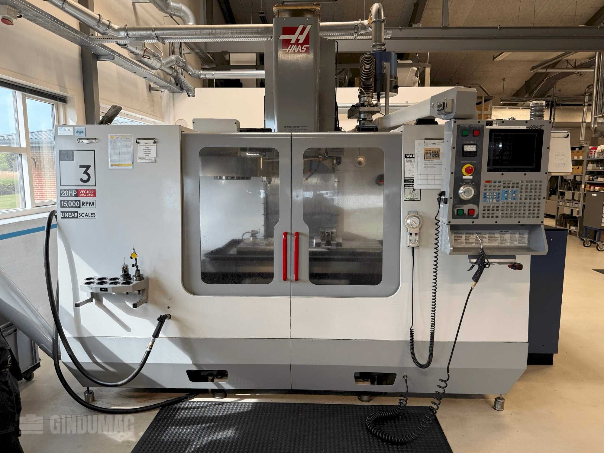 Frezarka Haas VF-3DHE (2002)