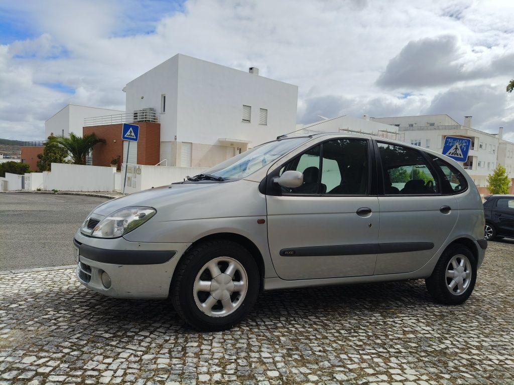 Renault Scenic 1.4 16 vavlas ano 2000