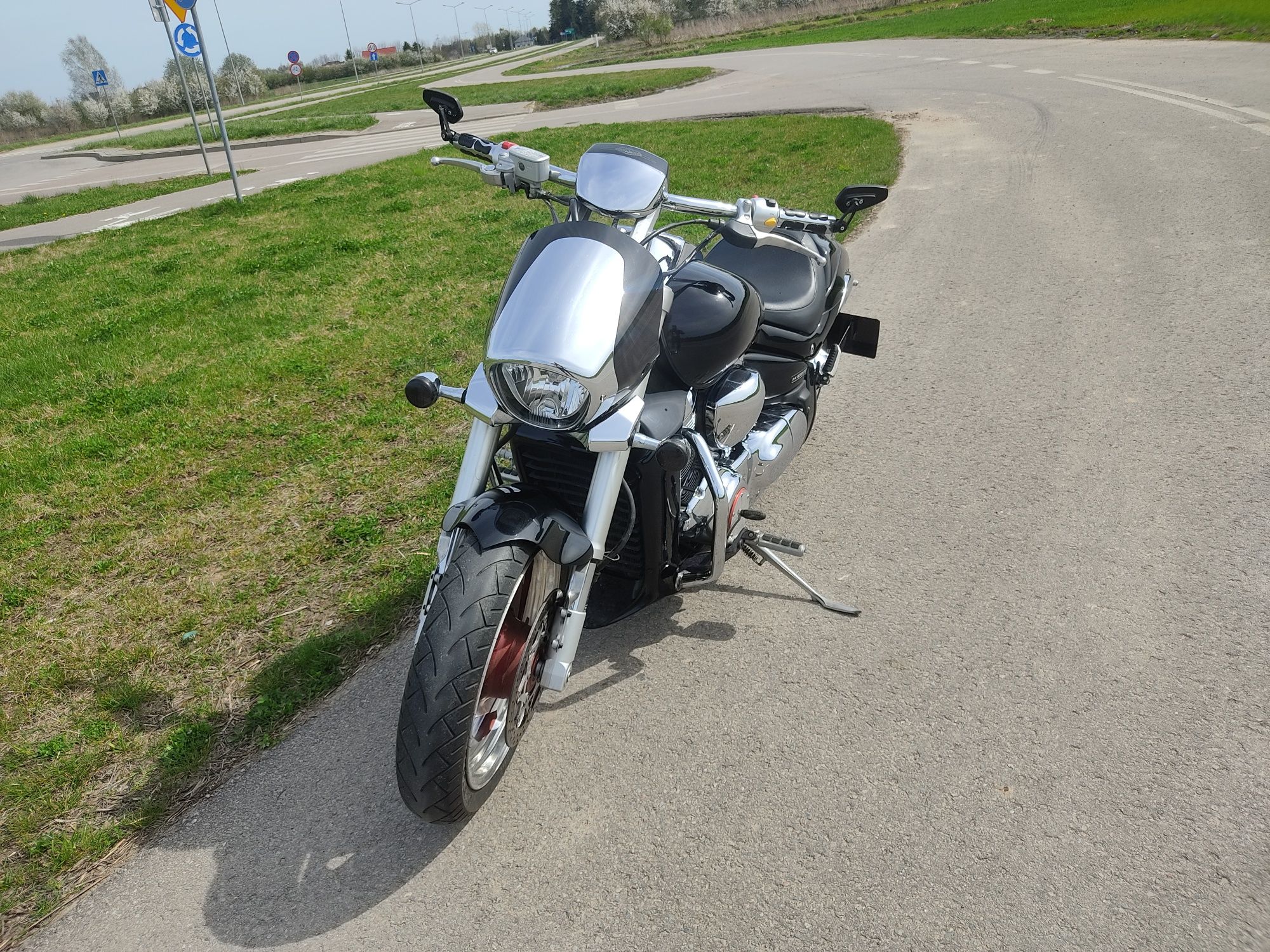 Suzuki Indruder vzr 1800