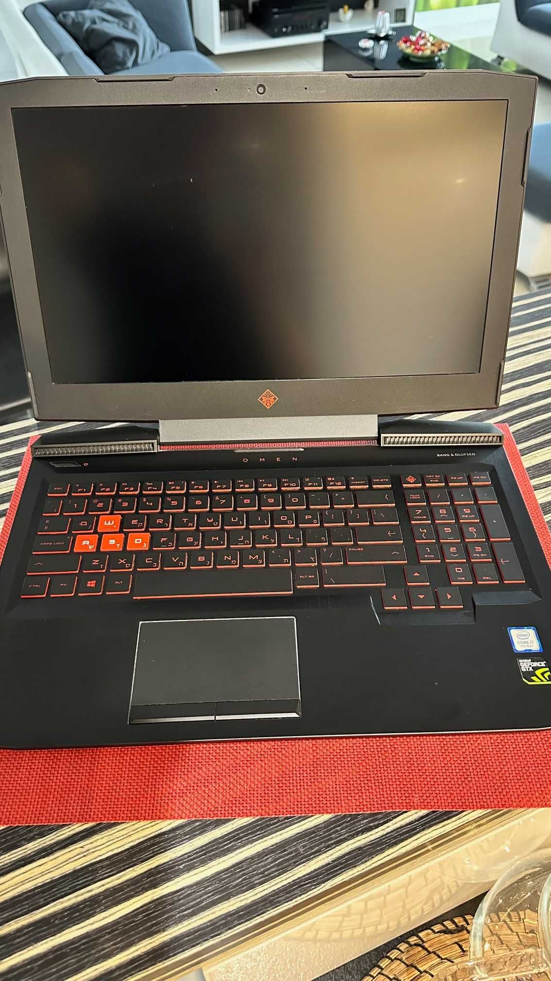 Mocny Laptop  HP Omen 15-ce003nj Intel i7 NVIDIA GeForce GTX 4K 144Hz