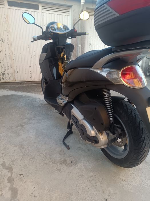 Aprilia scarabeo