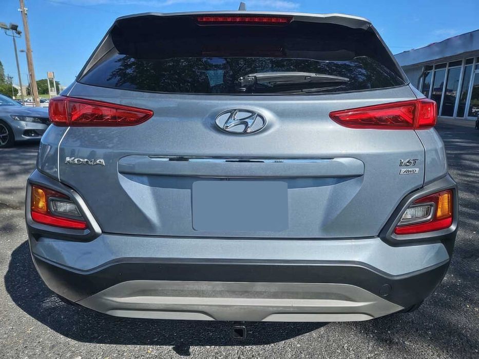 Hyundai Kona Limited      2021