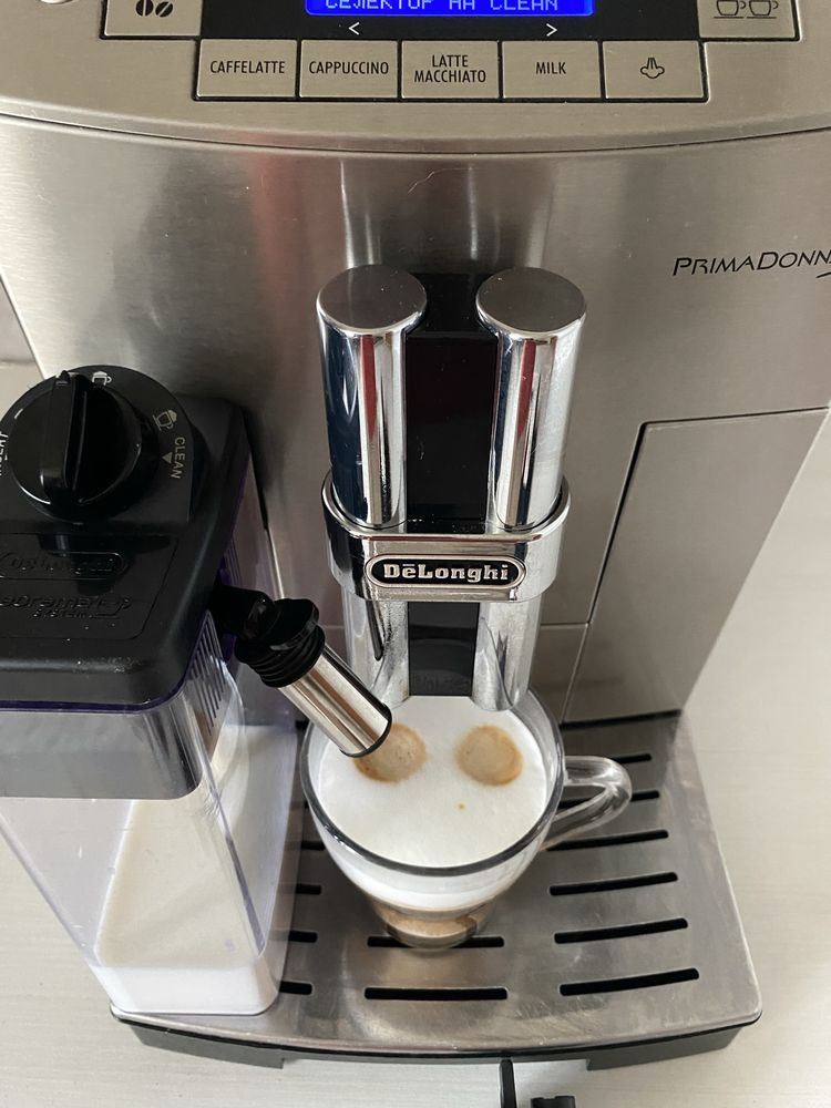 Кавомашина DeLonghi Primadonna S Cappuccino є Вибір