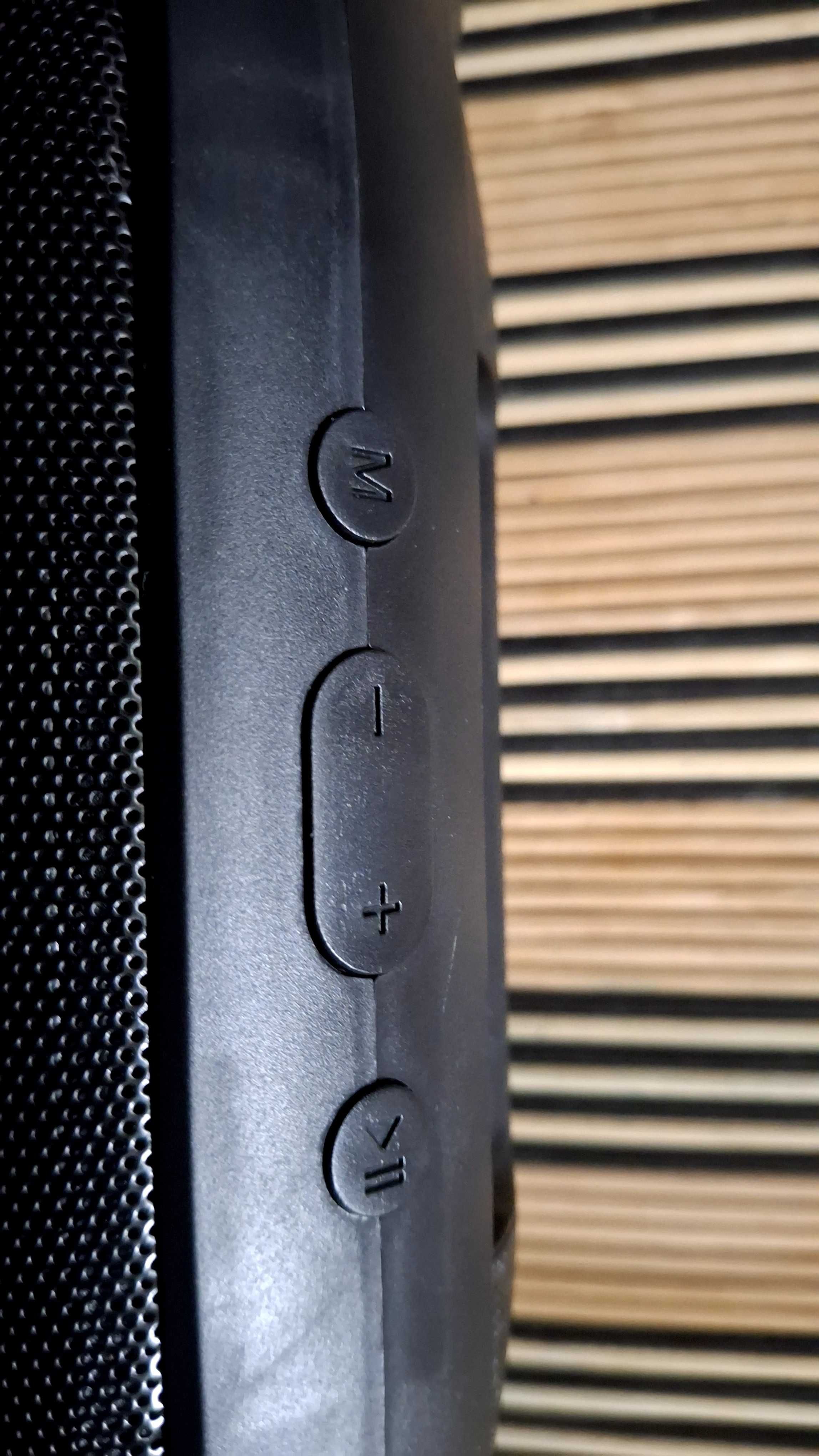 Głośnik turystyczny bluetooth z radiem