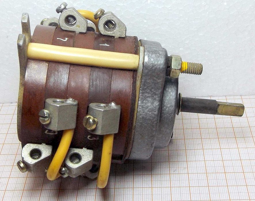 Przełącznik obrotowy 25A 220V 4-pozycje [K31]