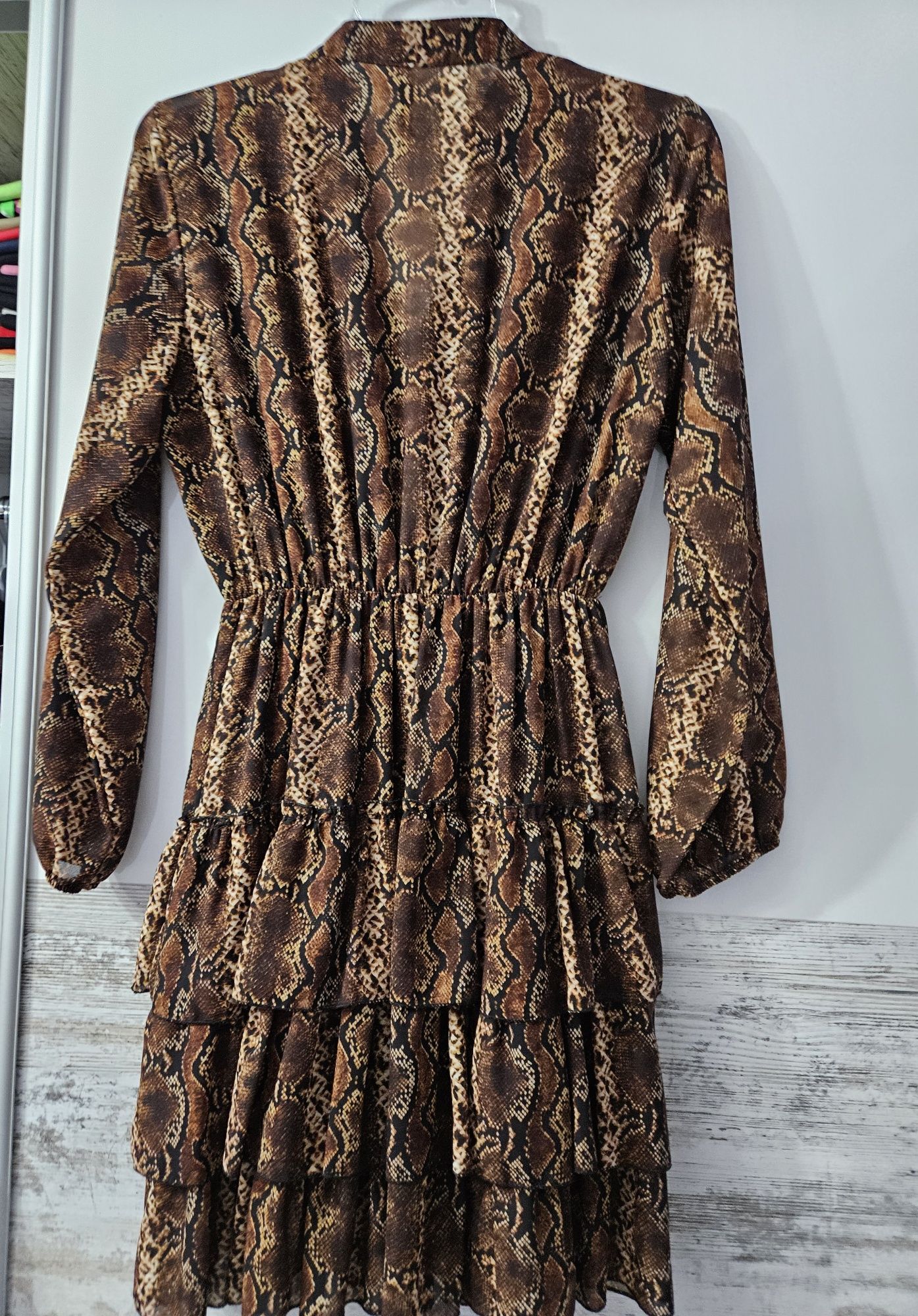 Sukienka włoska w stylu boho w modny print/rozmiar uniwersalny
