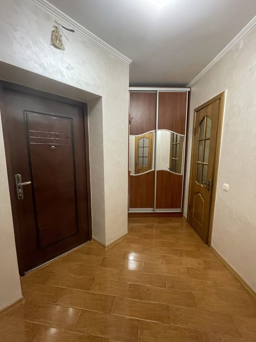 Продається затишна 1к кв., на Каскаді, вул. Симоненка