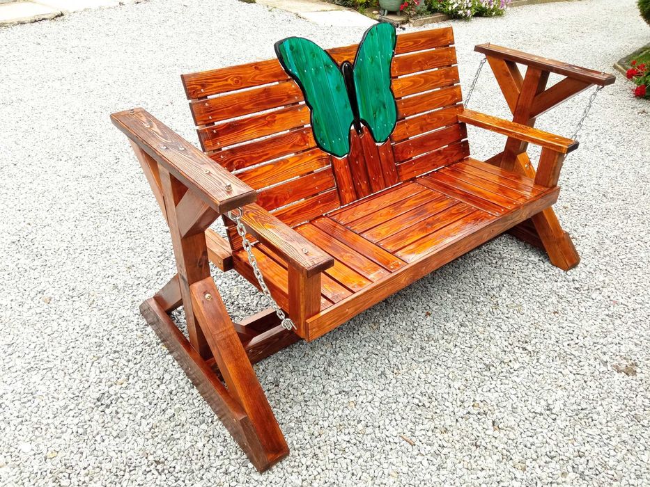 ławka ogrodowa bujana