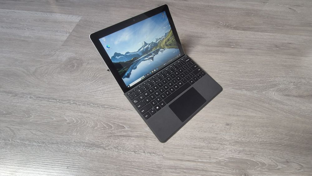 Microsoft surface go dotykowy laptop