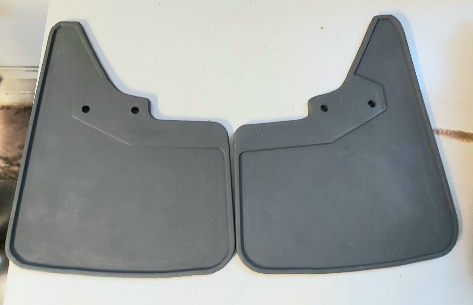 **Polonez Borewicz Chlapacze gumowe błotochron + wsporniki - KOMPLET!