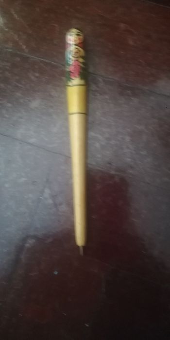 Caneta em.madeira Bonita