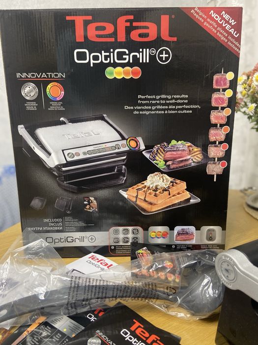 Гриль-барбекю електричний Tefal OptiGrill+ GC716D12