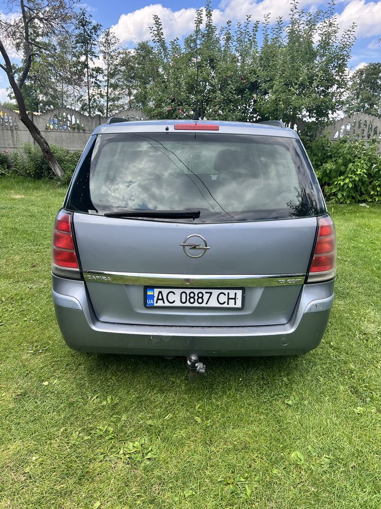 Opel zafira 2008
