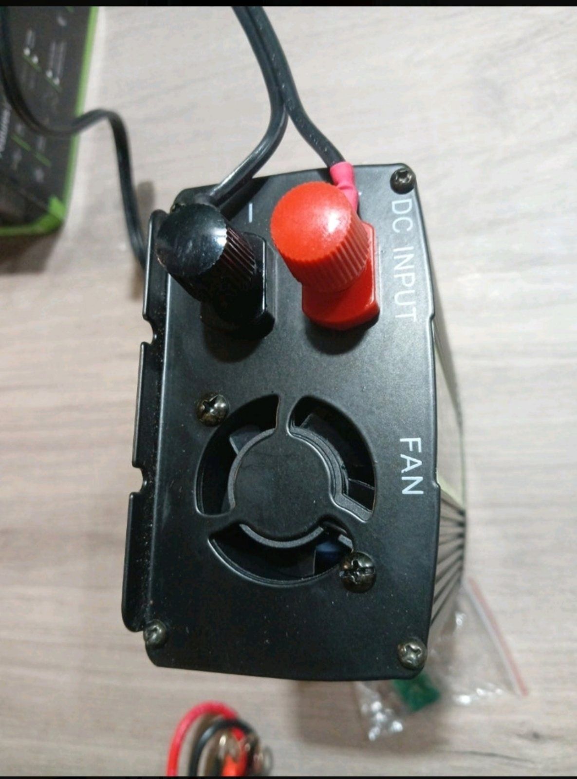 Інвертор 300w новий