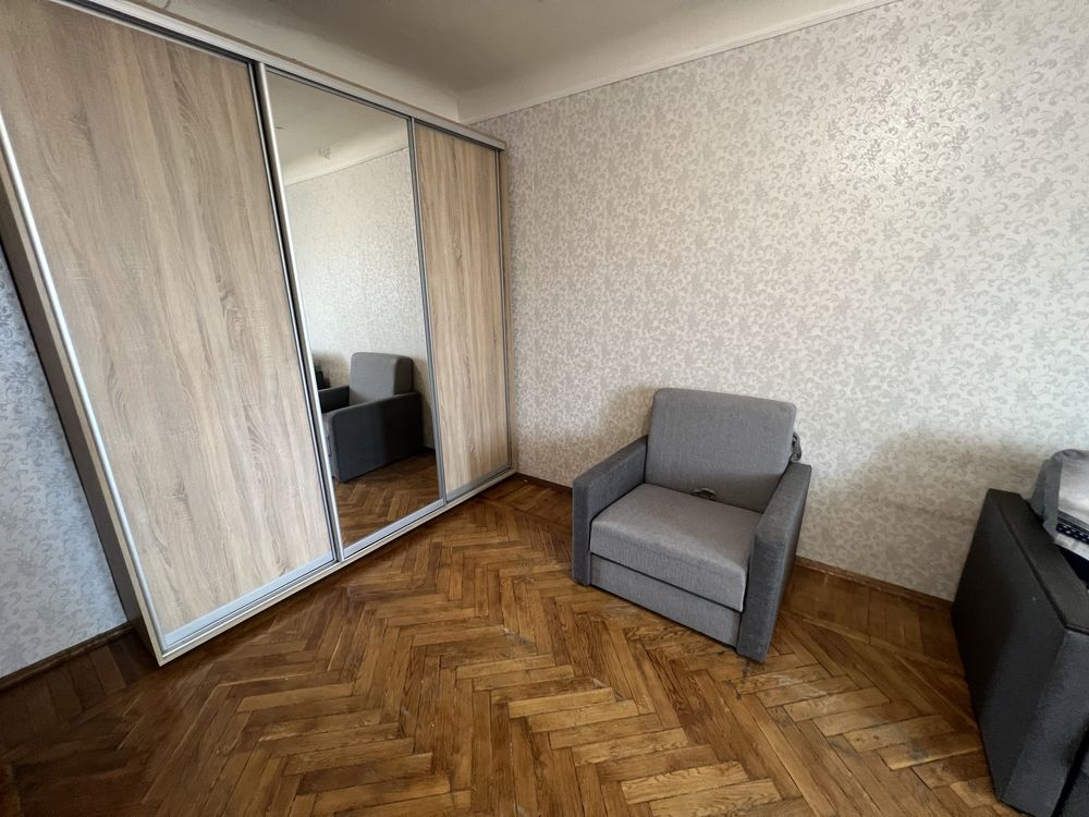 Продам 1 комнатную квартиру , метро Левада (проспект Гагарина)