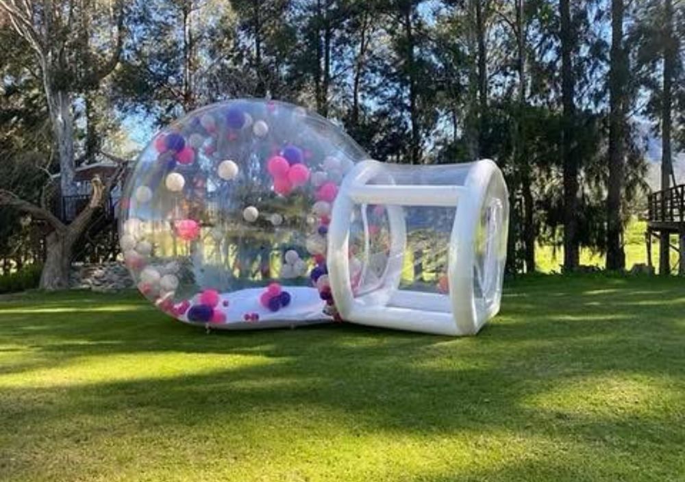 BUBBLE HAUSE - namiot dmuchany z balonami