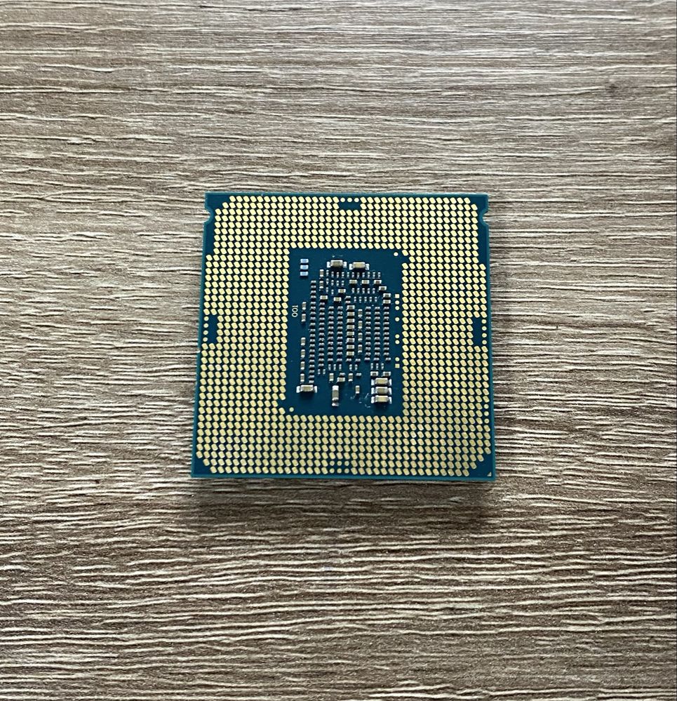 Процессор Intel Core i7 6700k 4 ядра 8 потоков 4.2 Ггц частота