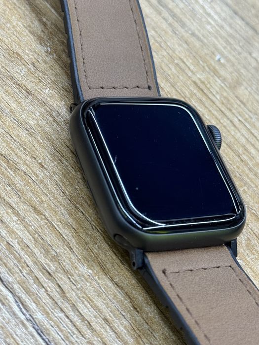 Apple watch 40 mm se + 5 paskow wymiennych