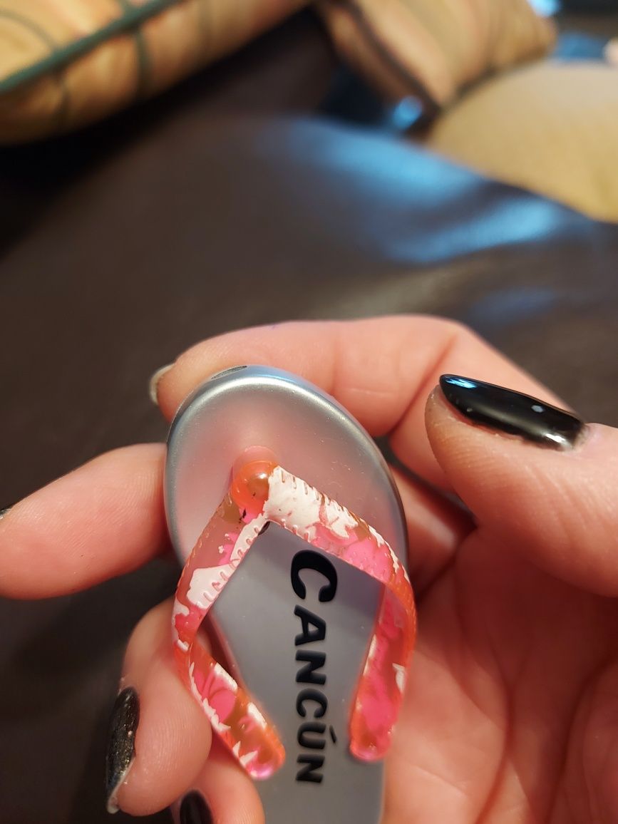 Isqueiro "Chinelo de Cancún" para coleccionadores.
