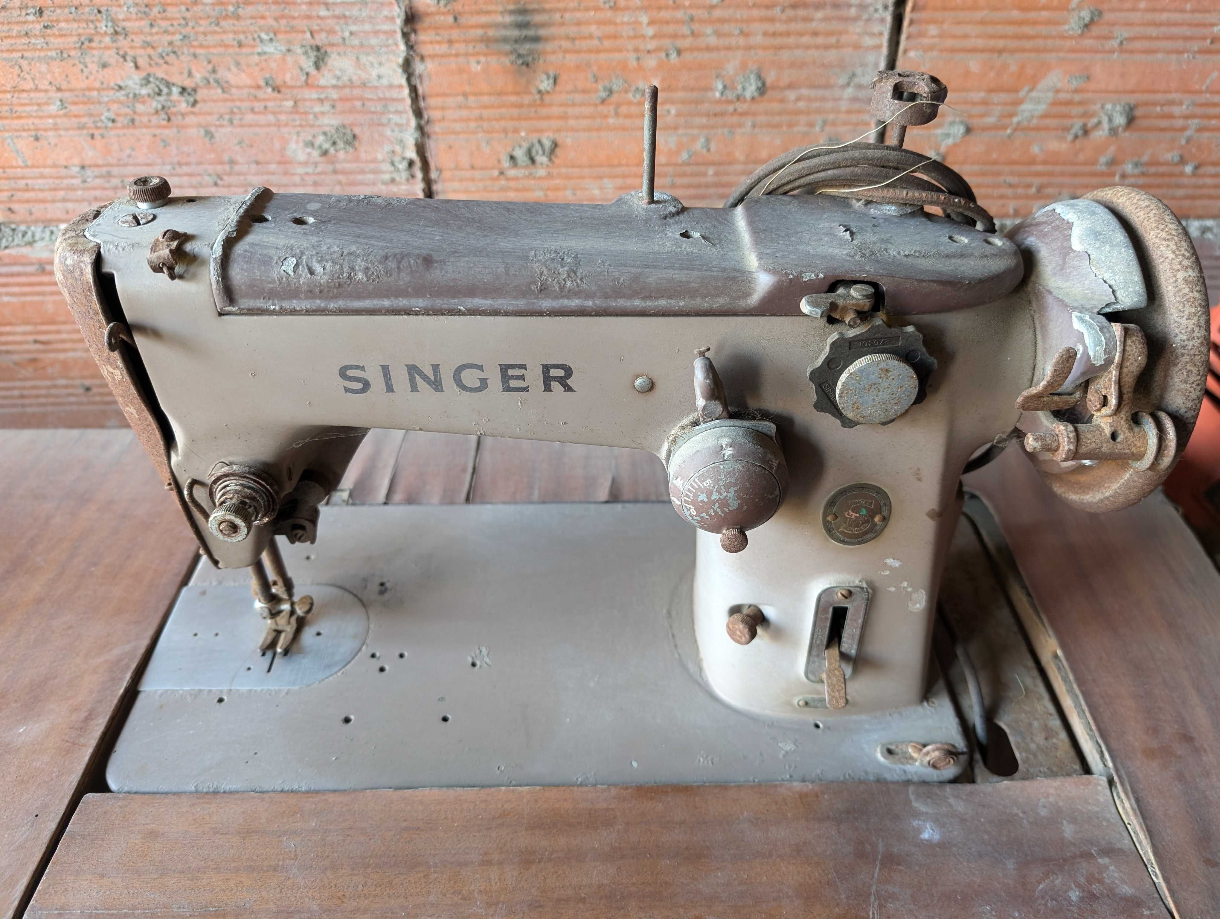Máquinas de costura Singer
