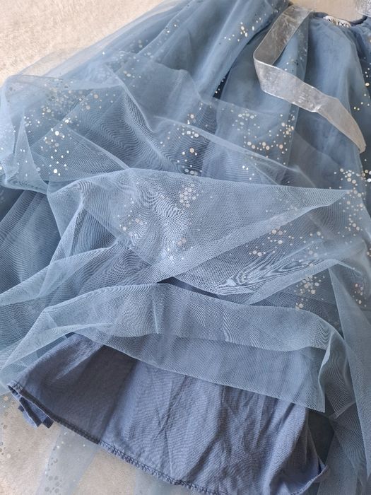 Sukienka rozmiar 140